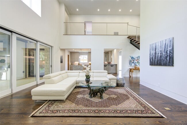 property at 5202 Chesapeake Way