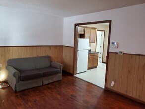 742 S Fountain St in Wichita, KS - Building Photo - Building Photo