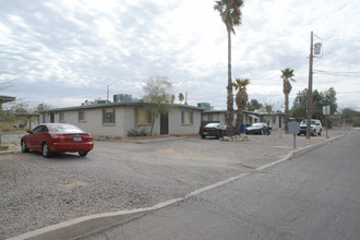 2802-2828 N Sparkman Blvd in Tucson, AZ - Foto de edificio - Building Photo