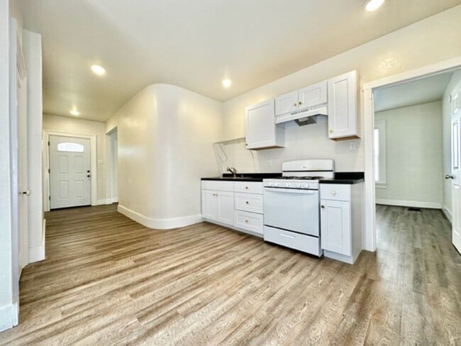 property at 715 Pine St
