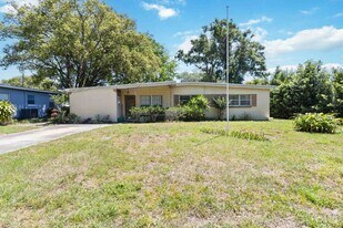3503 S Crystal Lake Dr in Orlando, FL - Building Photo