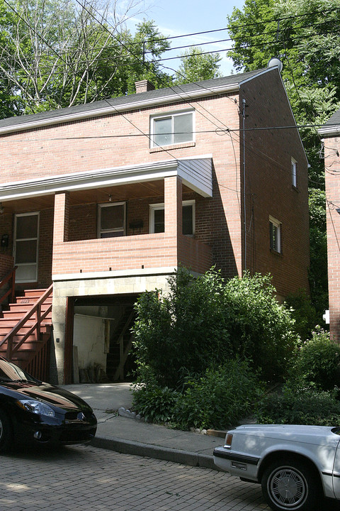 Bond Estate in Swissvale, PA - Foto de edificio