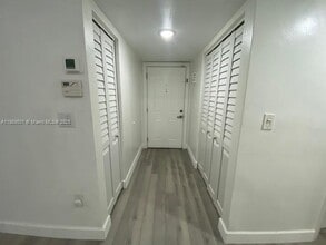 11865 SW 123rd Pl in Miami, FL - Building Photo - Building Photo
