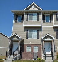 4503 NE McDougal Ln in Ankeny, IA - Building Photo