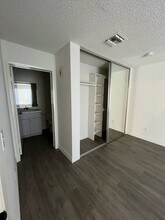 1632 N Formosa Ave, Unit 103 in Los Angeles, CA - Building Photo - Building Photo
