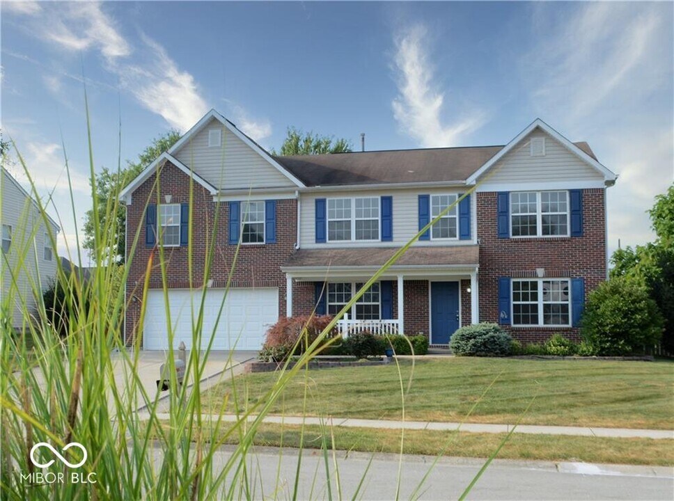 12059 Seville Rd in Fishers, IN - Building Photo