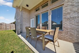 2456 Solaris Bnd Dr in Katy, TX - Building Photo - Building Photo
