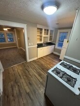 3900 Spokane Ave, Unit 3 in Cleveland, OH - Foto de edificio - Building Photo