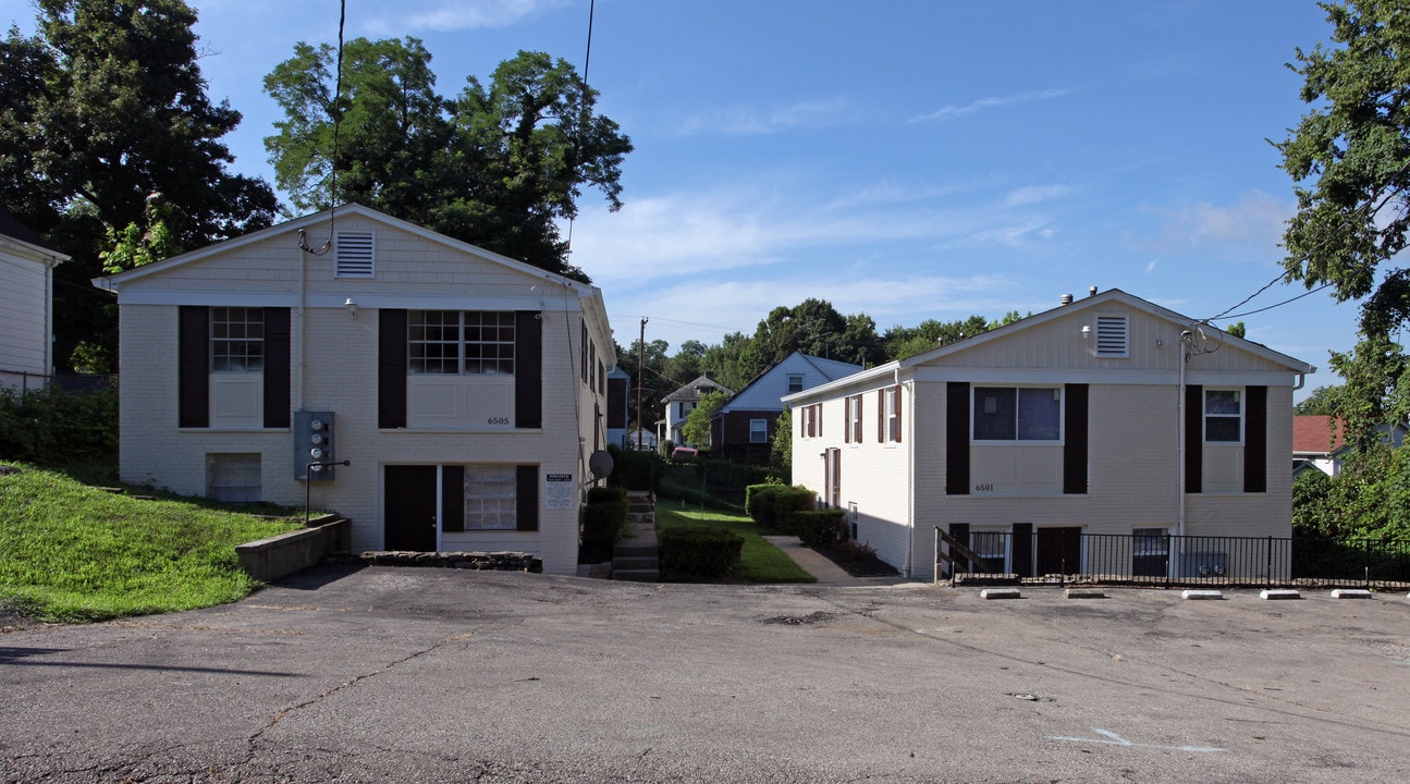 6501-6505 Palmetto St in Cincinnati, OH - Building Photo