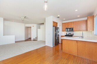 10338 Scripps Poway Pkwy-Unit -38 in San Diego, CA - Building Photo - Building Photo