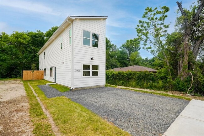 property at 7903 Sunnyhill St