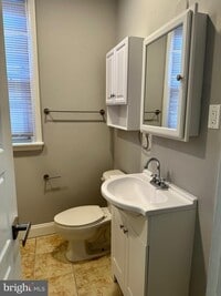 412 W Walnut Ln photo'