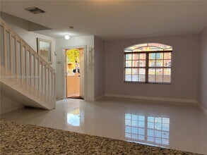 7075 NW 173rd Dr in Hialeah, FL - Building Photo - Building Photo