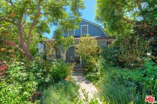 3008 3rd St in Santa Monica, CA - Building Photo