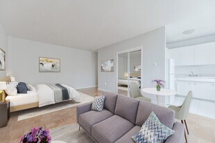 48 Isabella St in Toronto, ON - Building Photo