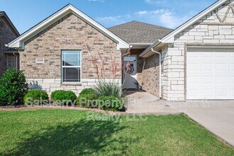 3310 Windcrest Dr in Granbury, TX - Building Photo - Building Photo
