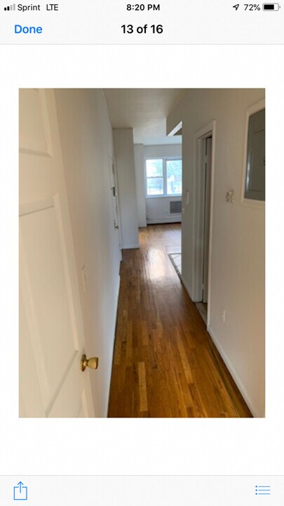 806 E 216th St in Bronx, NY - Building Photo