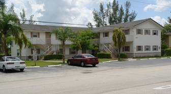 8530 NW 40th St Apartments