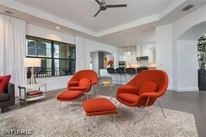 2745 Tiburon Blvd E in Naples, FL - Building Photo - Building Photo