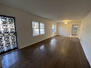 329 Fairfield Cir in Memphis, TN - Building Photo - Building Photo