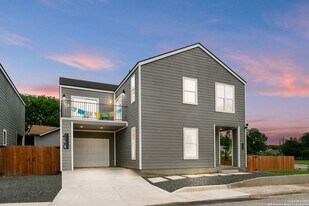 430 Dreiss St in San Antonio, TX - Building Photo