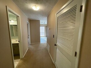 1103 Cumberland Ct SE in Smyrna, GA - Building Photo - Building Photo