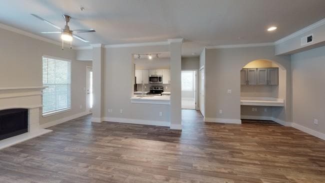4226 SE Military Dr in San Antonio, TX - Foto de edificio