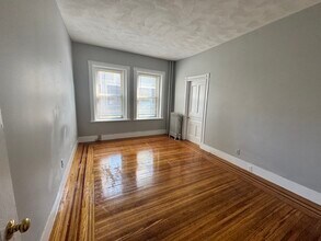 11 Park St in Brookline, MA - Building Photo - Building Photo