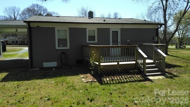 408 W Sandy Ridge Rd in Monroe, NC - Building Photo - Building Photo