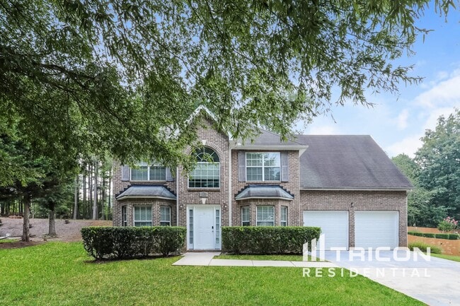 property at 1028 Maris Ln