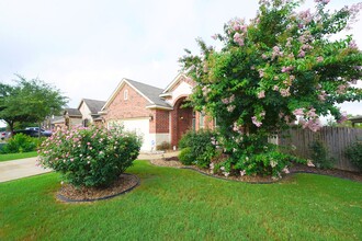 416 Bison Ln in Cibolo, TX - Foto de edificio - Building Photo