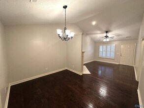 722 Hobbs Rd SE in Huntsville, AL - Building Photo - Building Photo