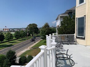 35 Seaview Ave in Norwalk, CT - Building Photo - Building Photo