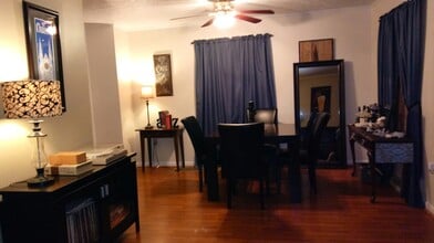 8312 Lake Ave in Cincinnati, OH - Building Photo - Building Photo