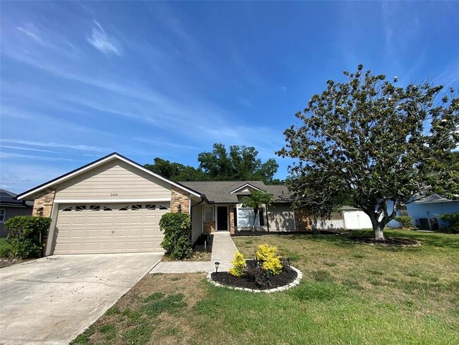 property at 1419 Spring Ridge Dr