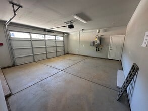 610 Cold Spg Ct in Grass Valley, CA - Building Photo - Building Photo