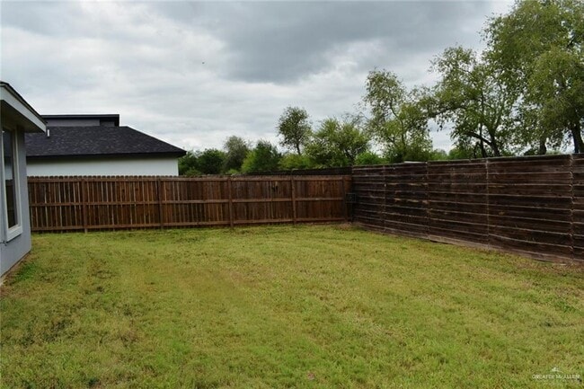 5508 Duke Ave in Mission, TX - Building Photo - Building Photo