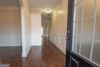 77 Village Park Dr in Newnan, GA - Building Photo - Building Photo