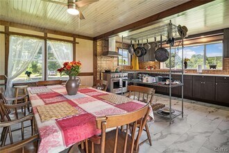 1818 Benson Rd in Skaneateles, NY - Building Photo - Building Photo