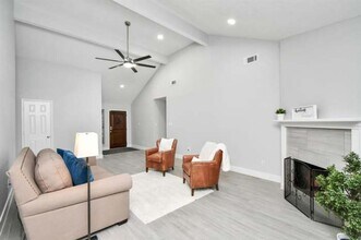 5215 Rivertree Ln in Spring, TX - Building Photo - Building Photo