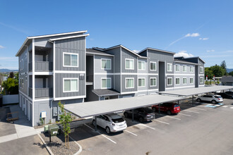 Cameo Flats in Spokane Valley, WA - Building Photo - Building Photo