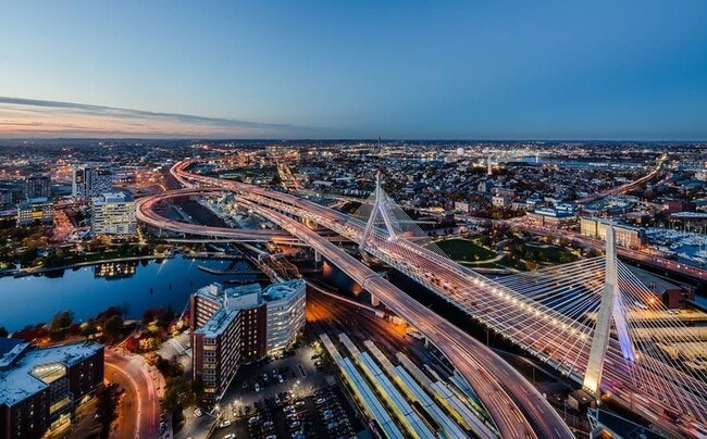 1 Nashua St in Boston, MA - Foto de edificio - Building Photo