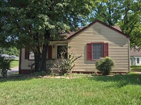 1719 McClung Ave in Knoxville, TN - Building Photo