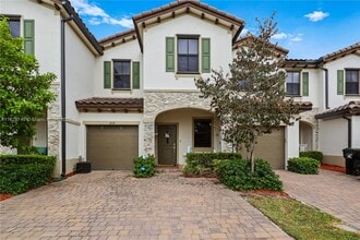 1434 SW 54 Ave in North Lauderdale, FL - Building Photo - Building Photo