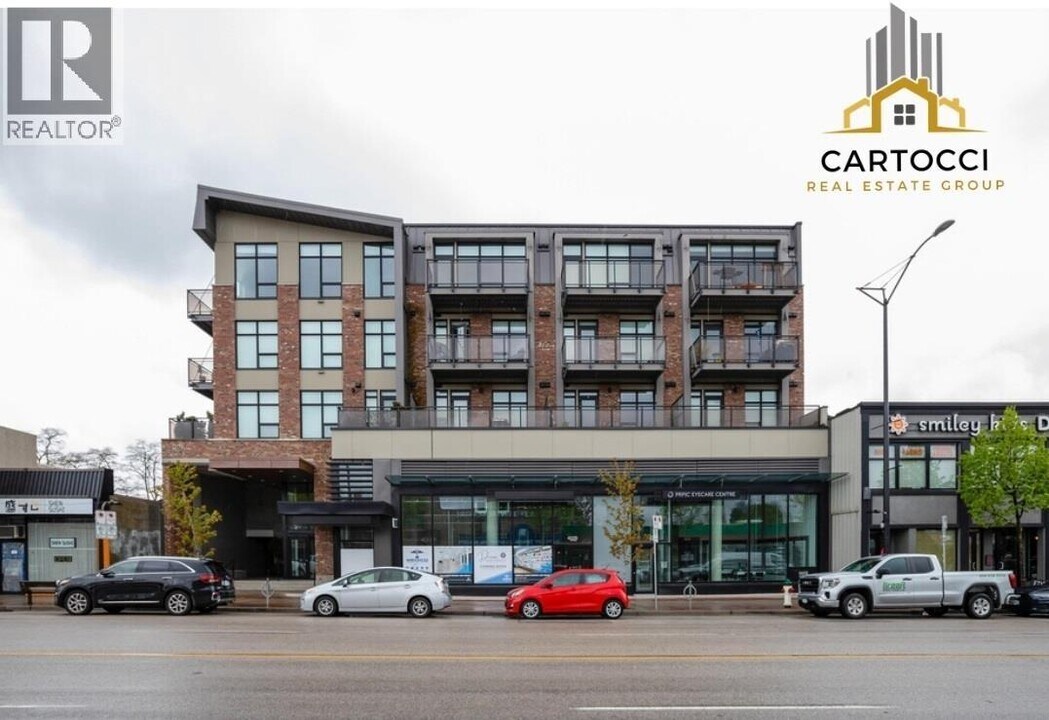 4223 Hastings St in Burnaby, BC - Building Photo