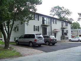 9 Magnolia St Apartments