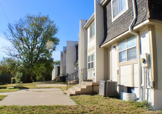 2626 Delavan Ave in Kansas City, KS - Building Photo - Building Photo