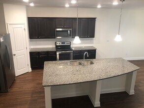 3150 Creek Village Ln in Green Cove Springs, FL - Building Photo - Building Photo