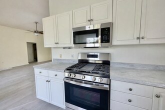 437 S Shore Dr in Destin, FL - Building Photo - Building Photo