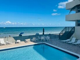 1237 Hillsboro Mile in Hillsboro Beach, FL - Building Photo